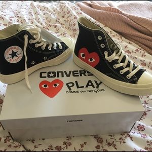 Comme de garçon converse